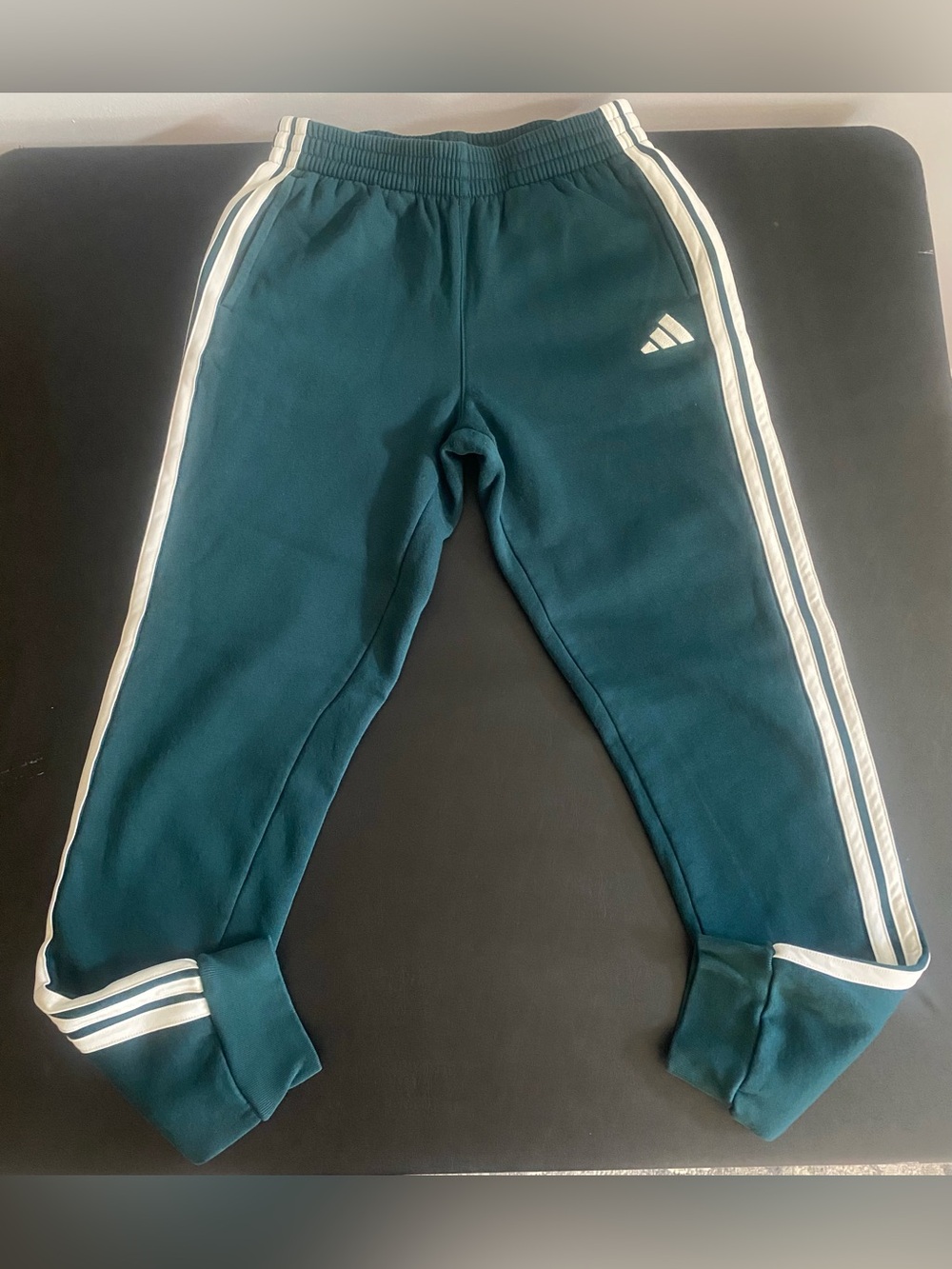 💚 Adidas Youth Boys Track Pants Green with White Stripes L 14/16 💚